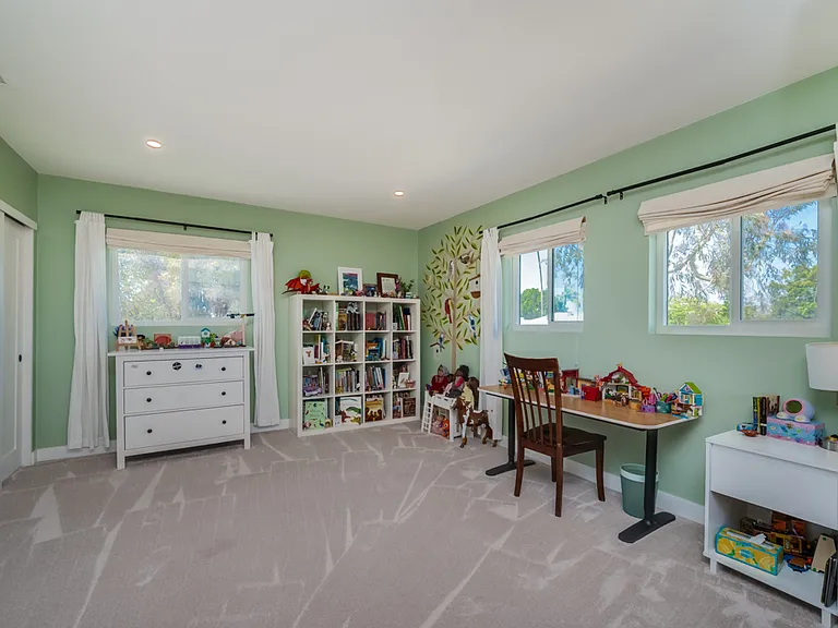4778 Lucille Dr — Photo 26