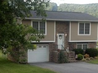 2205 Zane Whitson Dr, Erwin, TN 37692