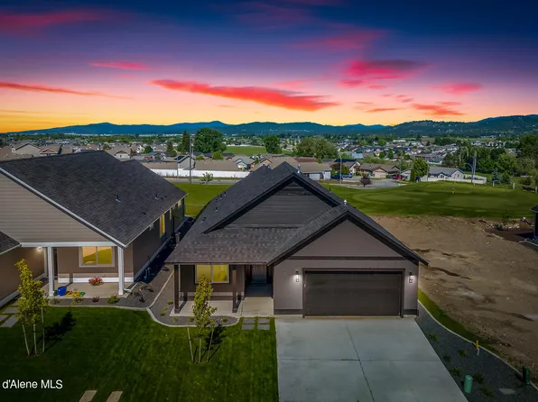 3429 N Blaze Loop, Post Falls, ID 83854