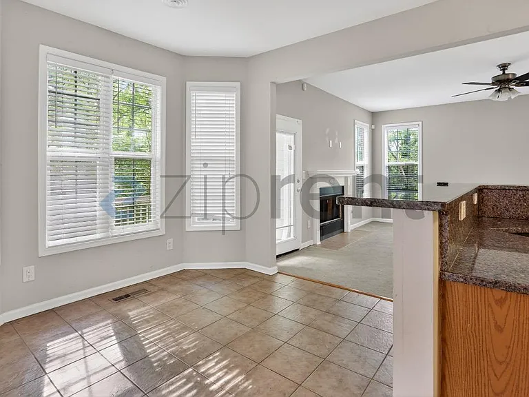 506 Waterford Rd NW — Photo 16