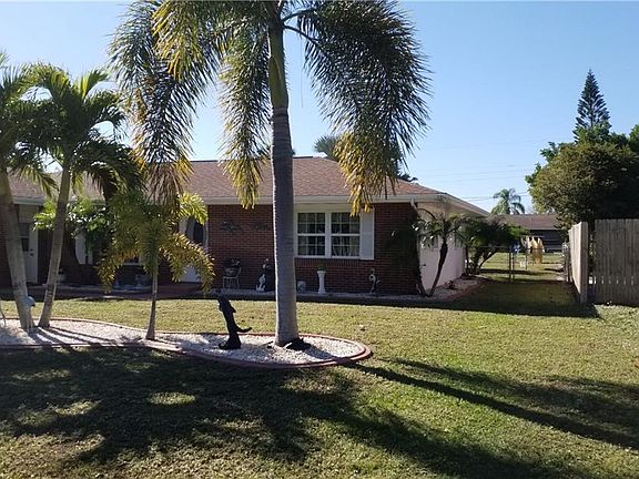3rd image of 402 Ferris Dr