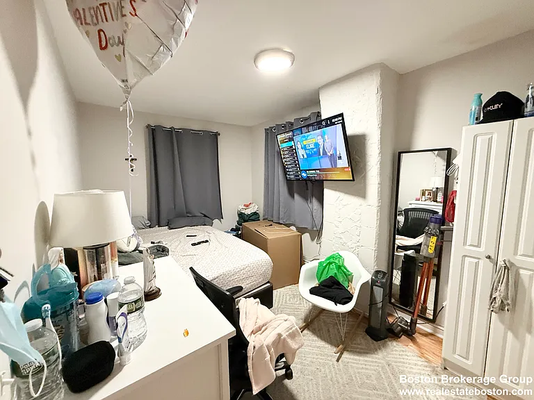 57 Bennington St #4 — Photo 3