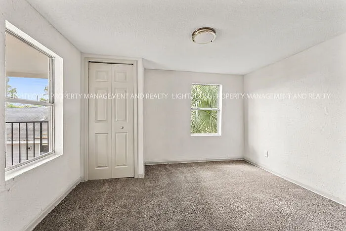 1417 W 31st St — Photo 8
