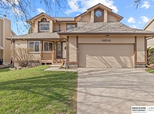 16514 Ehlers St, Omaha, NE 68135