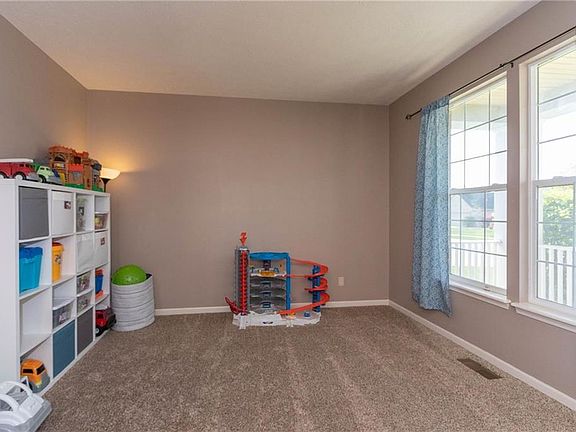 4th image of 6064 W Bayfront Shrs