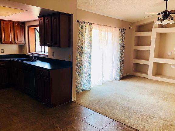4th image of 8959 Esguerra Ln