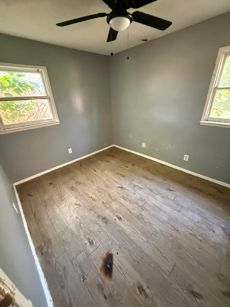 3 bed, 816 sqft, $695 — Photo 3