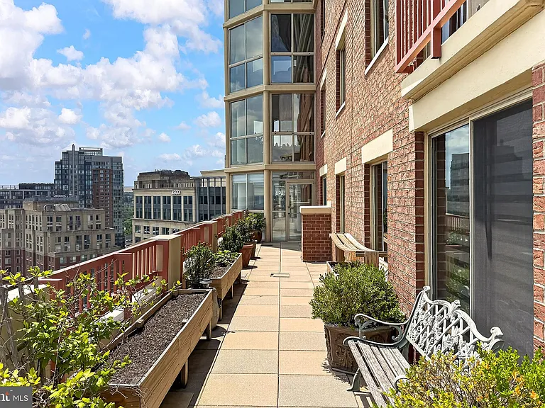 2181 Jamieson Ave #1803 — Photo 72