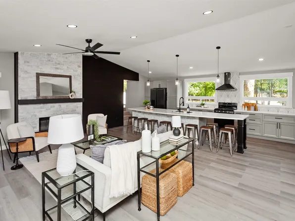 3845 Sherman Blvd, Des Moines, IA 50310