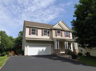 9010 Carter Path, Inver Grove Heights, MN 55076