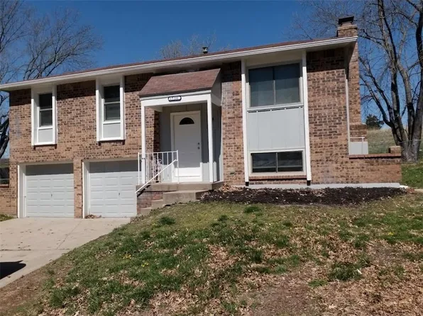 1720 N Hanover Ave, Independence, MO 64056