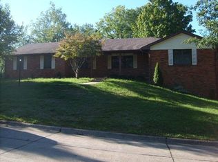 1701 Delta Pl, Jefferson City, MO 65109
