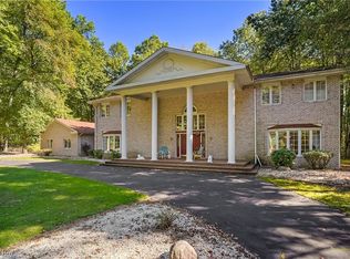 8650 Hidden Hills Dr SE, Warren, OH 44484