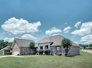 402 Silver Hl, Pearl, MS 39208