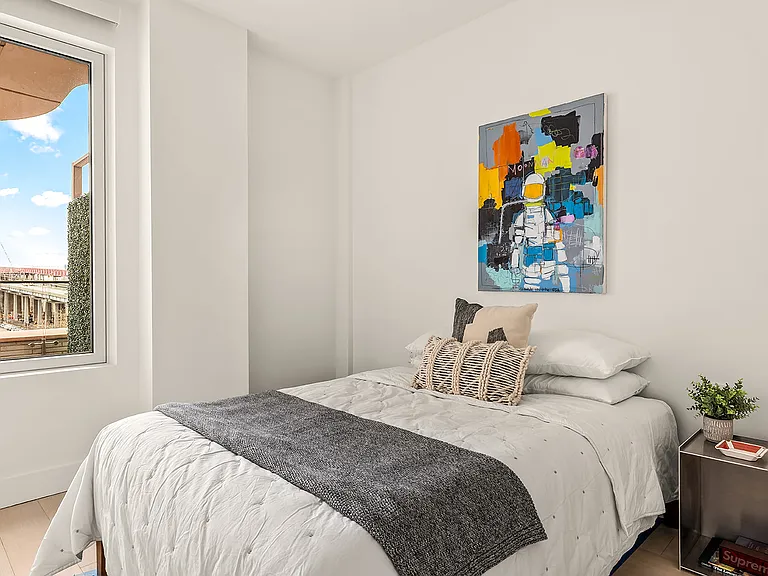 208 Delancey St #7B — Photo 6