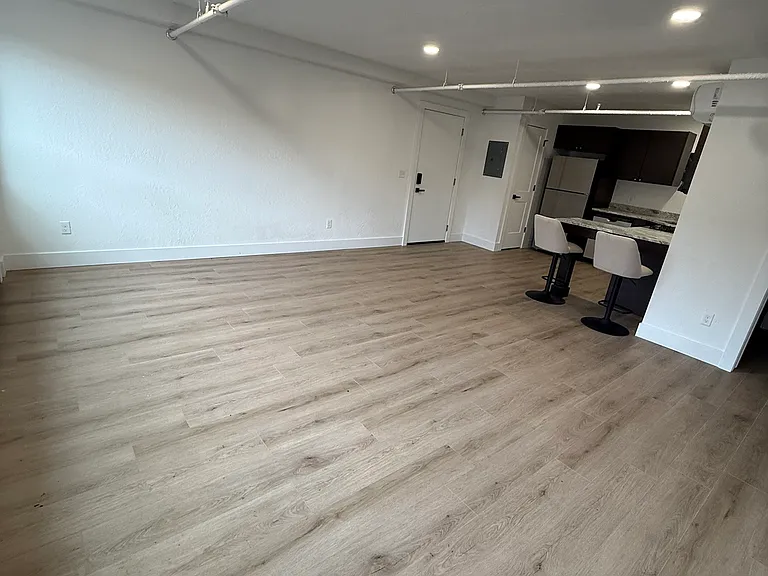 111 E Michigan St #3 — Photo 5