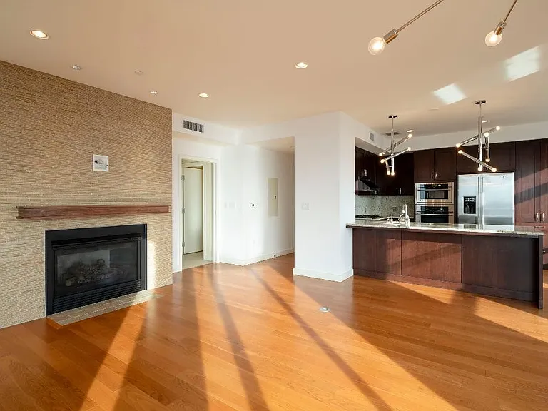 99 W South Temple — Photo 5