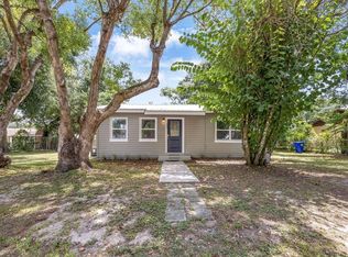 706 N OLD WIRE ROAD, WILDWOOD, FL 34785