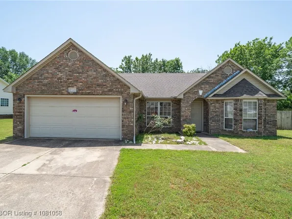 1541 Eastgate Cir, Greenwood, AR 72936