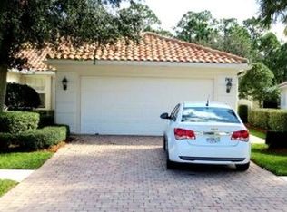 762 SW Balmoral Trce, Stuart, FL 34997