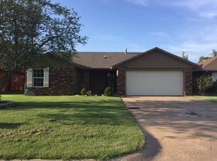 4014 Bunker Hill St, Enid, OK 73703