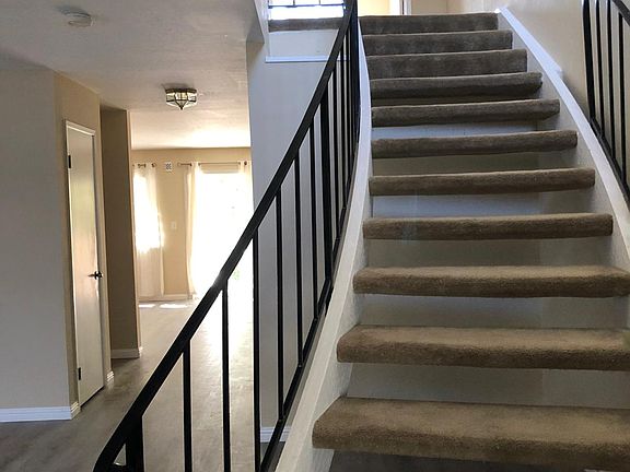 4th image of 2275 Gladwin Dr