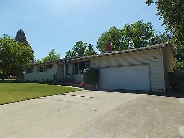 1st image of 4252 Oak Knoll Dr