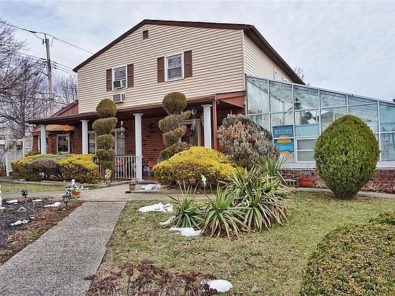 3rd image of 125 Winant Ave