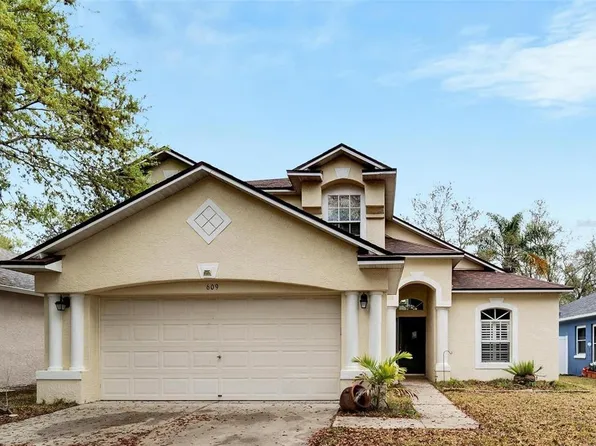 609 Somerstone Dr, Valrico, FL 33594