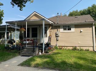 1309 N Morris Ave, Bloomington, IL 61701