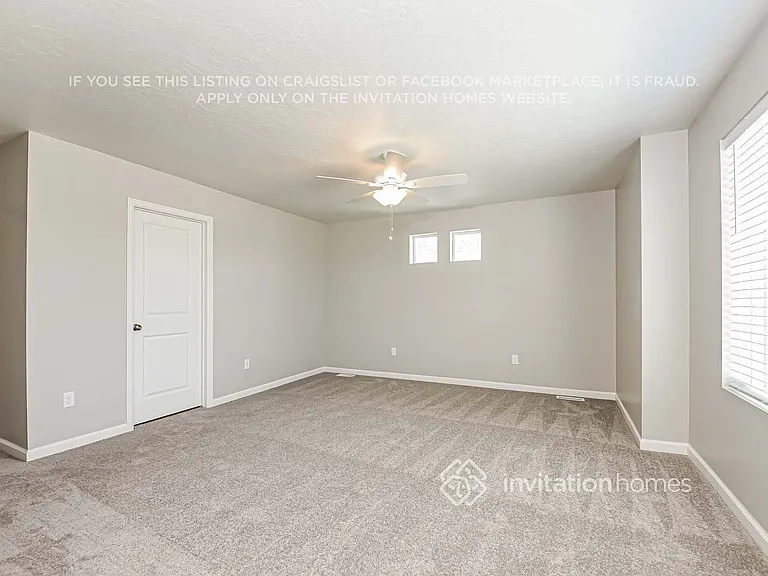 42 N Riverside Dr — Photo 8
