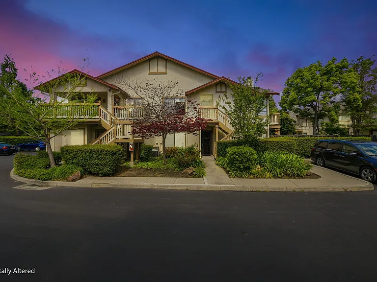 935 Cherry Glen Cir #219 — Photo 1