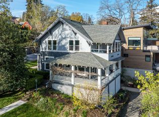 802 Oak St, Hood River, OR 97031