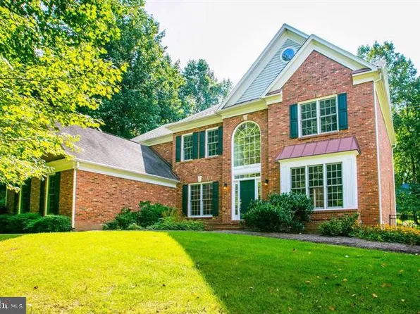 12208 Kyler Ln, Oak Hill, VA 20171