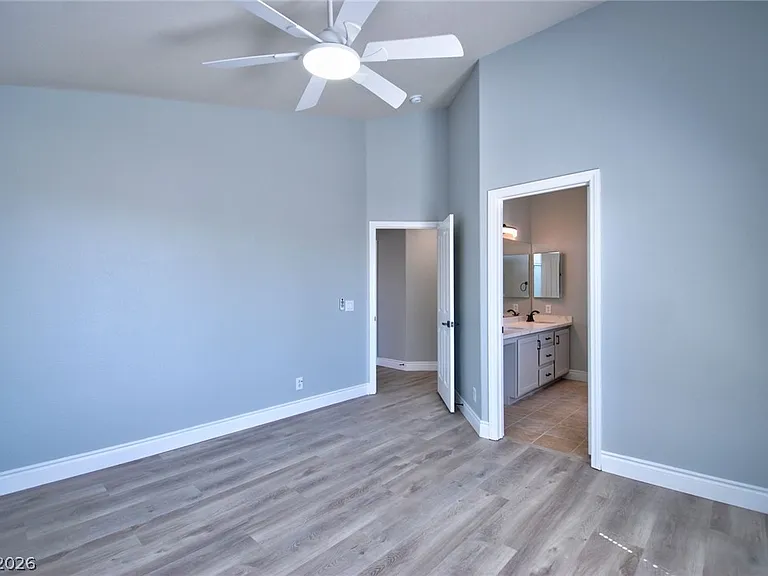 8401 Tiger Woods Ave — Photo 14