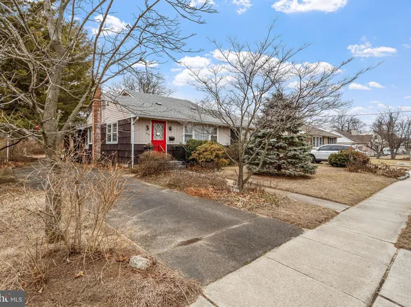 206 Arch St, Delran, NJ 08075