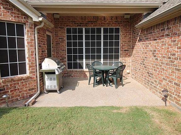 4th image of 1800 Palo Verde Dr