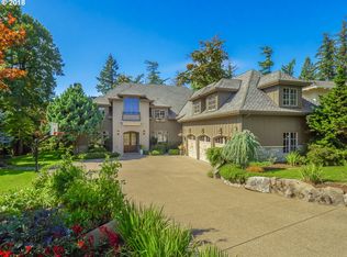 1688 Leslie Ln, Lake Oswego, OR 97034