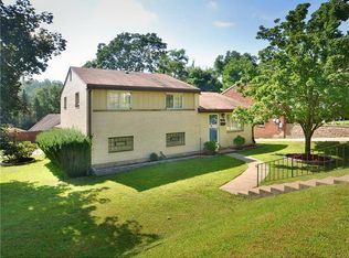 111 Ashley Dr, Verona, PA