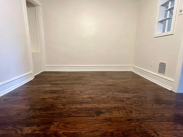 2165 W Grange Ave — Photo 6