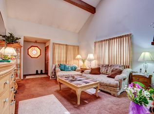 98 S Fraser Cir, Aurora, CO 80012
