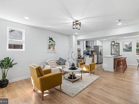 5th image of 3704 Hamilton St