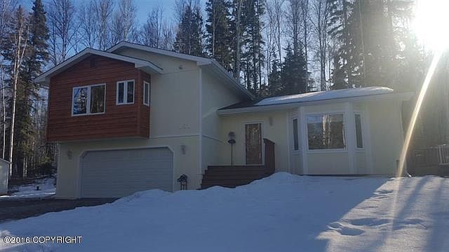 1st image of 181 Crest Dr