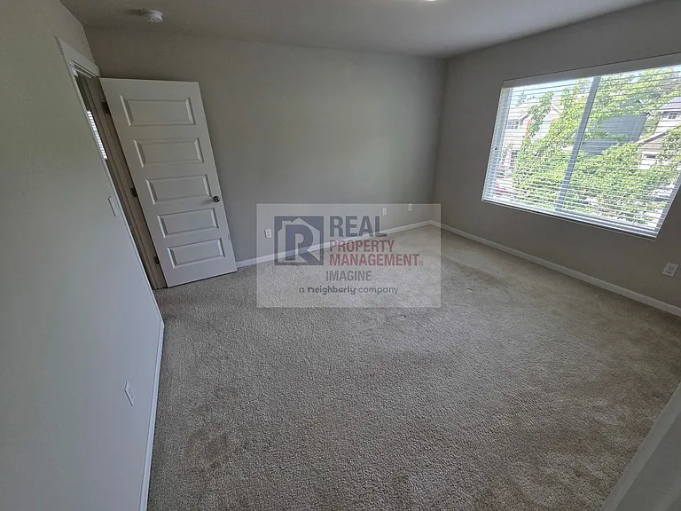 3966 Campus Willows Loop NE — Photo 25