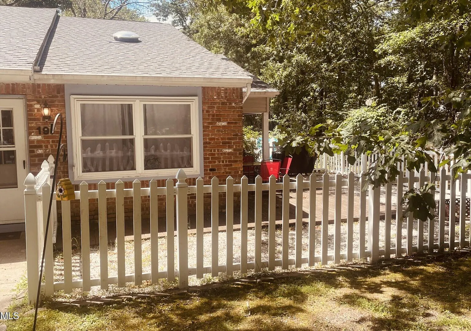 2 bed, 1034 sqft, $2,500 — Photo 2