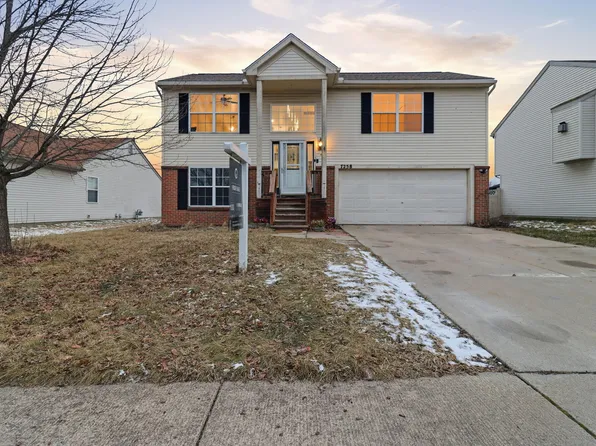 7258 Royal Troon Dr, Ypsilanti, MI 48197