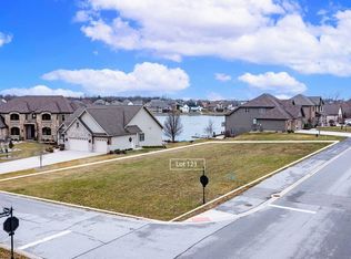 10376 Potomac Ct #123, Crown Pt, IN 46307