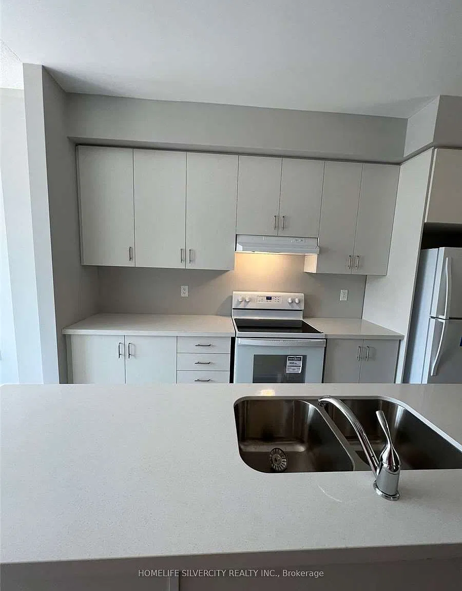 3 bed, $2,650 — Photo 4