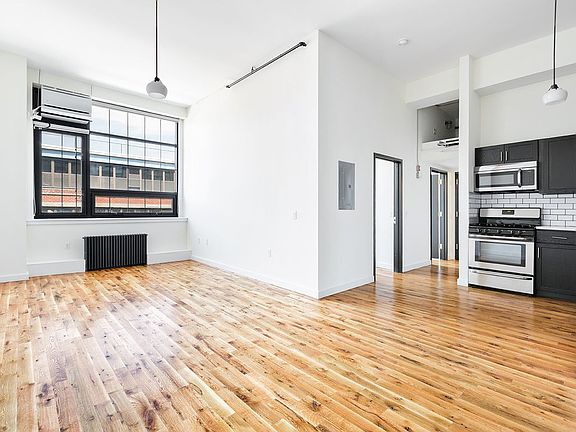 4th image of 76 N 4th St APT 409