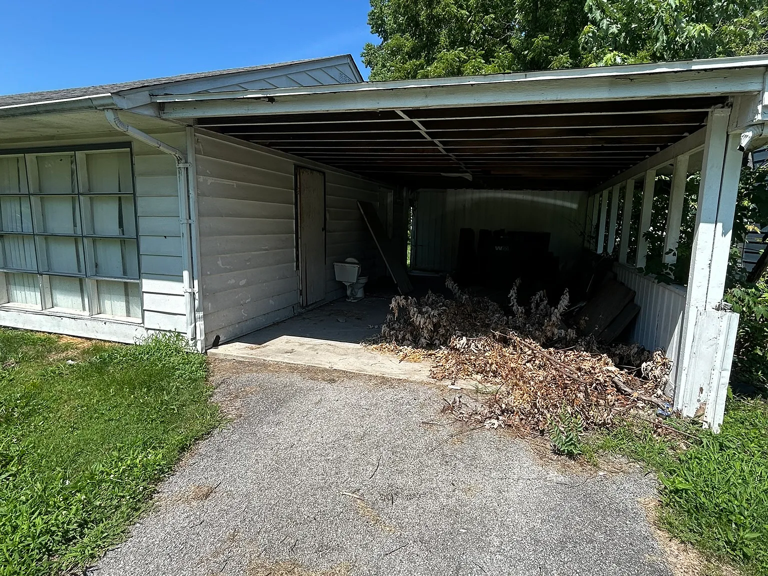 2 bed, 864 sqft, $575 — Photo 2